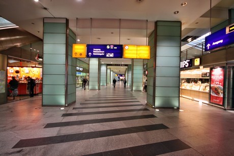 bahnhof-friedrichstrasse