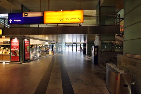 bahnhof-friedrichstrasse