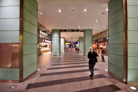 bahnhof-friedrichstrasse