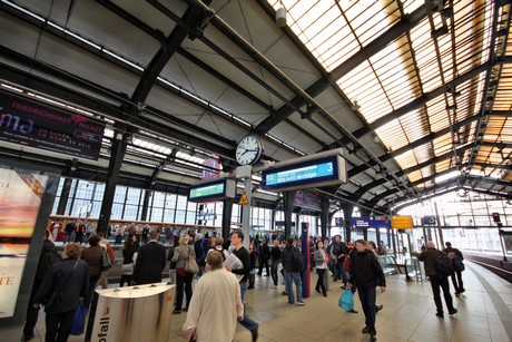 bahnhof-friedrichstrasse