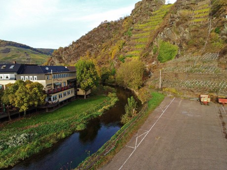 Dernau