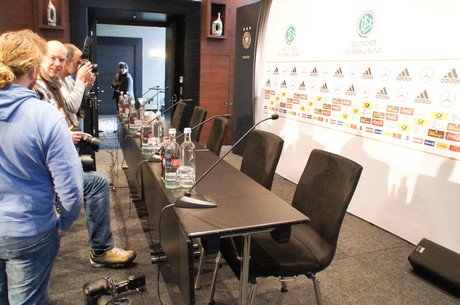 Pressekonferenz-DFB-Duesseldorf-Hyatt