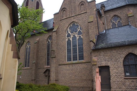 Enzen