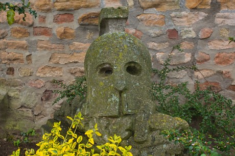 Enzen