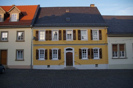 Gau-Bickelheim