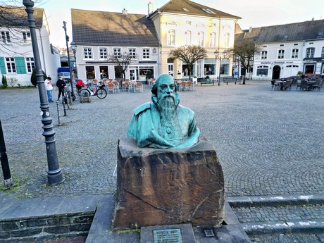 Hilden