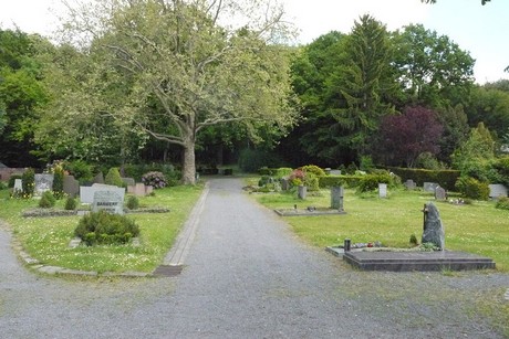 Holzlar
