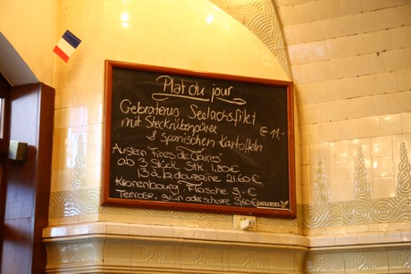 cafe-paris