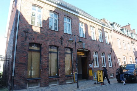 husum