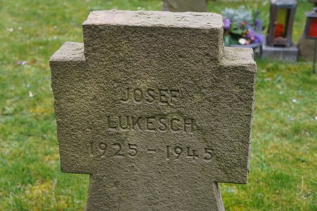 Kaster