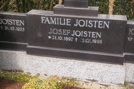 Kaster