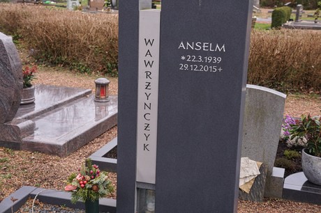 Kaster