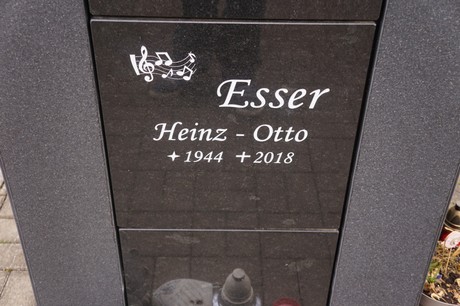Kaster