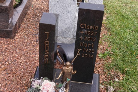 Kaster