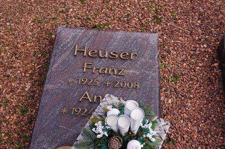Kaster