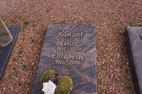 Kaster
