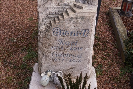 Kaster