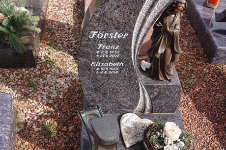Kaster