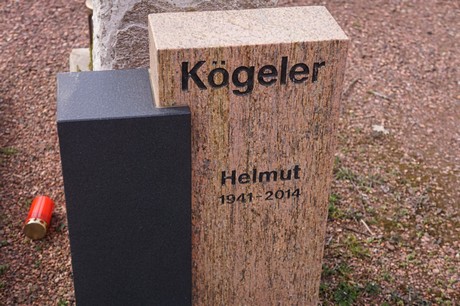 Kaster