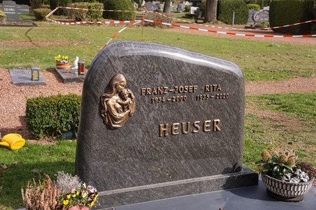Kaster