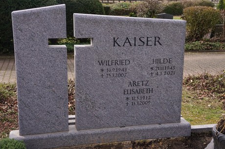 Kaster