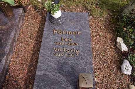 Kaster