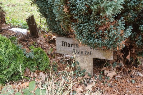 Kaster