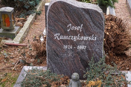 Kaster