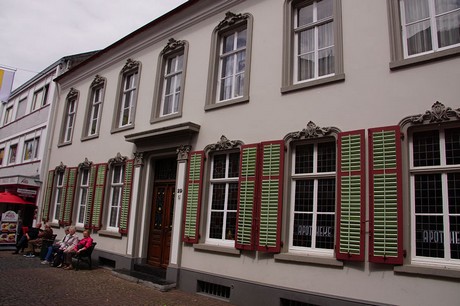 kevelar