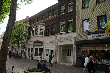 kevelar