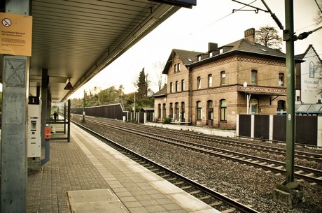 bahnhof
