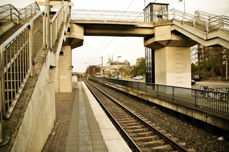 bahnhof