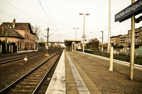 bahnhof