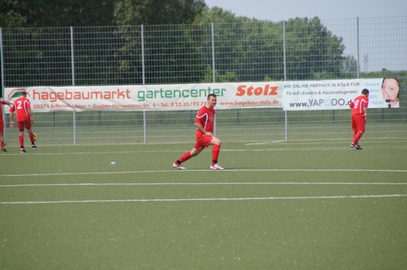 benefiz-fussballspiel