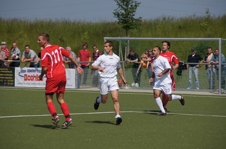 benefiz-fussballspiel