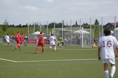 benefiz-fussballspiel