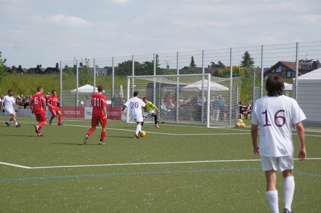 benefiz-fussballspiel