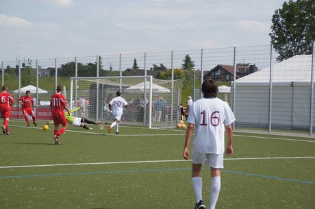 benefiz-fussballspiel