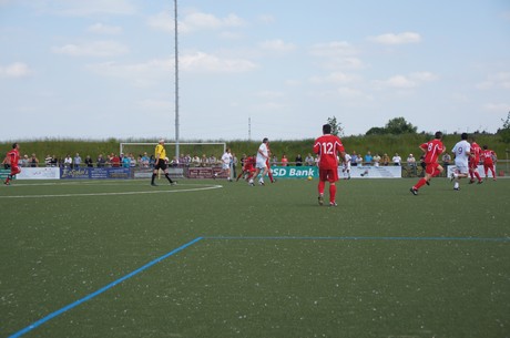 benefiz-fussballspiel