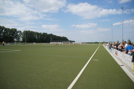 benefiz-fussballspiel