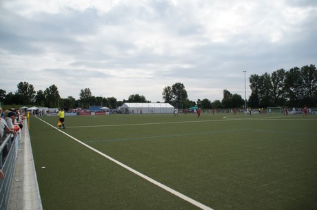 benefiz-fussballspiel
