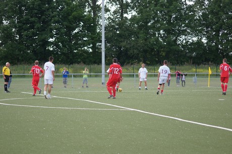 benefiz-fussballspiel