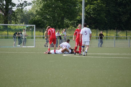 benefiz-fussballspiel