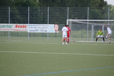 benefiz-fussballspiel