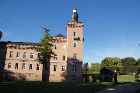 schloss-Gracht