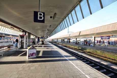 bahnhof