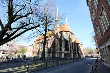 petrikirche