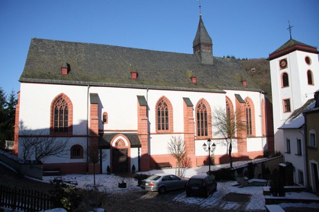 neuerburg-kirche