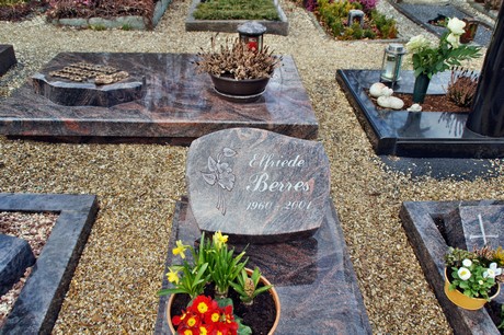 noervenich-friedhof