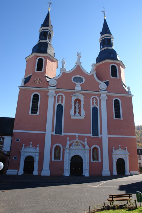 sankt-salvator-basilika